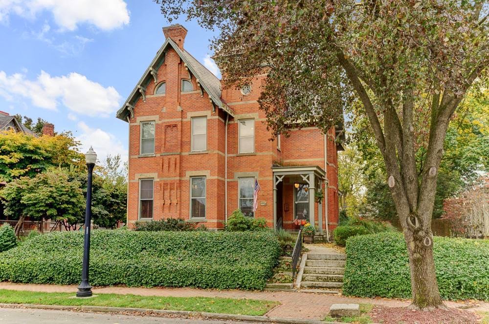 Rustbelt Preservationist Preservation Envy 165 E Deshler Ave