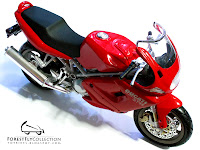1:12 scale Ducati ST4s Red