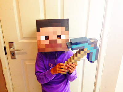 Steve and Herobrine Paper Craft Model