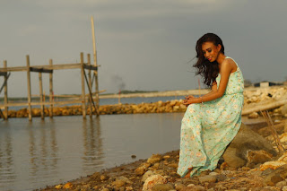 Pose foto model berjiwa seni tinggi