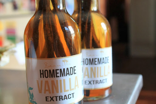 How to Make Homemade Vanilla Extract