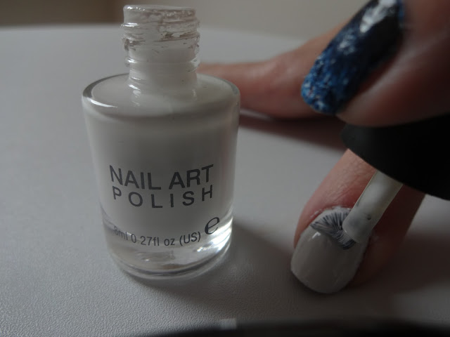 How To: Blue Ombre Nails 3