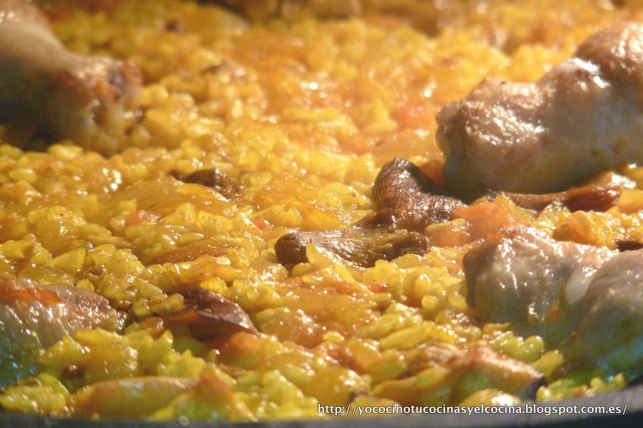 Yo cocino, tú cocinas y él cocina... Paella "Tierra y Monte" al horno
