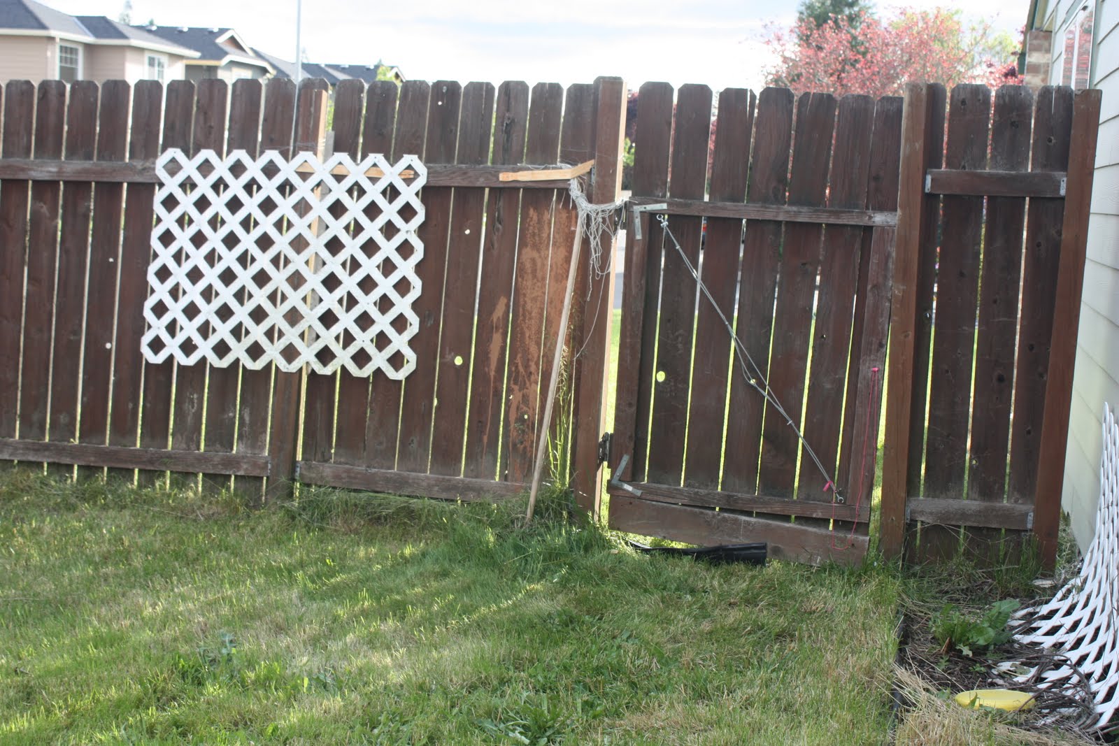 The Keysers A Good Old Fashioned Fence Raising!