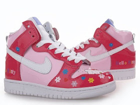 nike dunks hello kitty