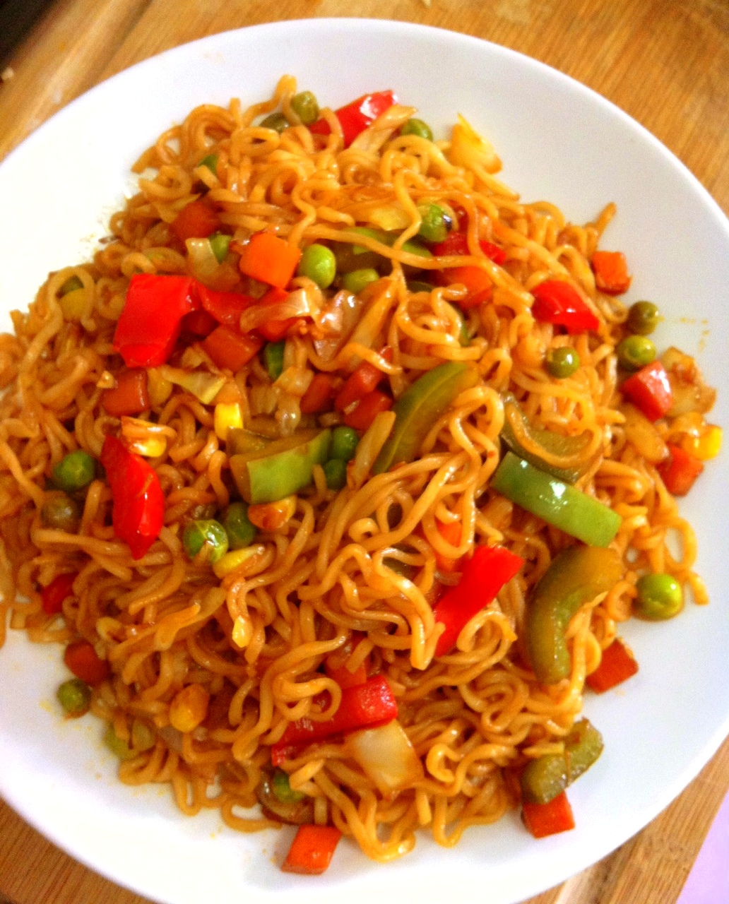 "Indian Cooking with Gangnam Style" Fried Noodles (Chinese)