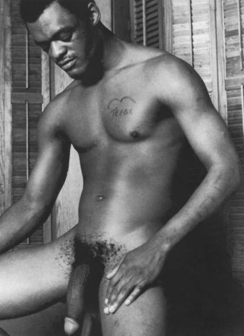 shakira nude uncensored dick tuck in