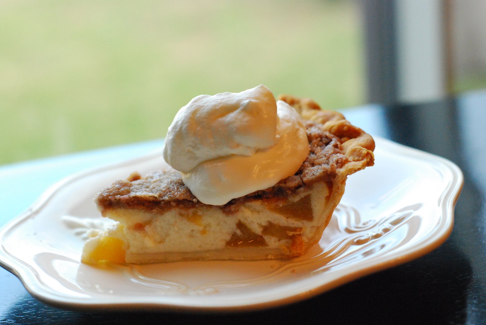 Cooking à la Mode Southern Sour Cream Peach Pie