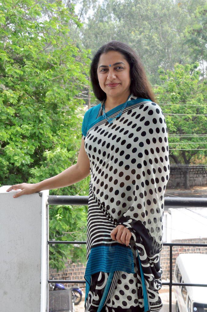 telugu yesteryear hot songs all hungama suhasini yesteryear actress new saree photos telugu yesteryear hot songs all hungama suhasini yesteryear actress new saree photos
