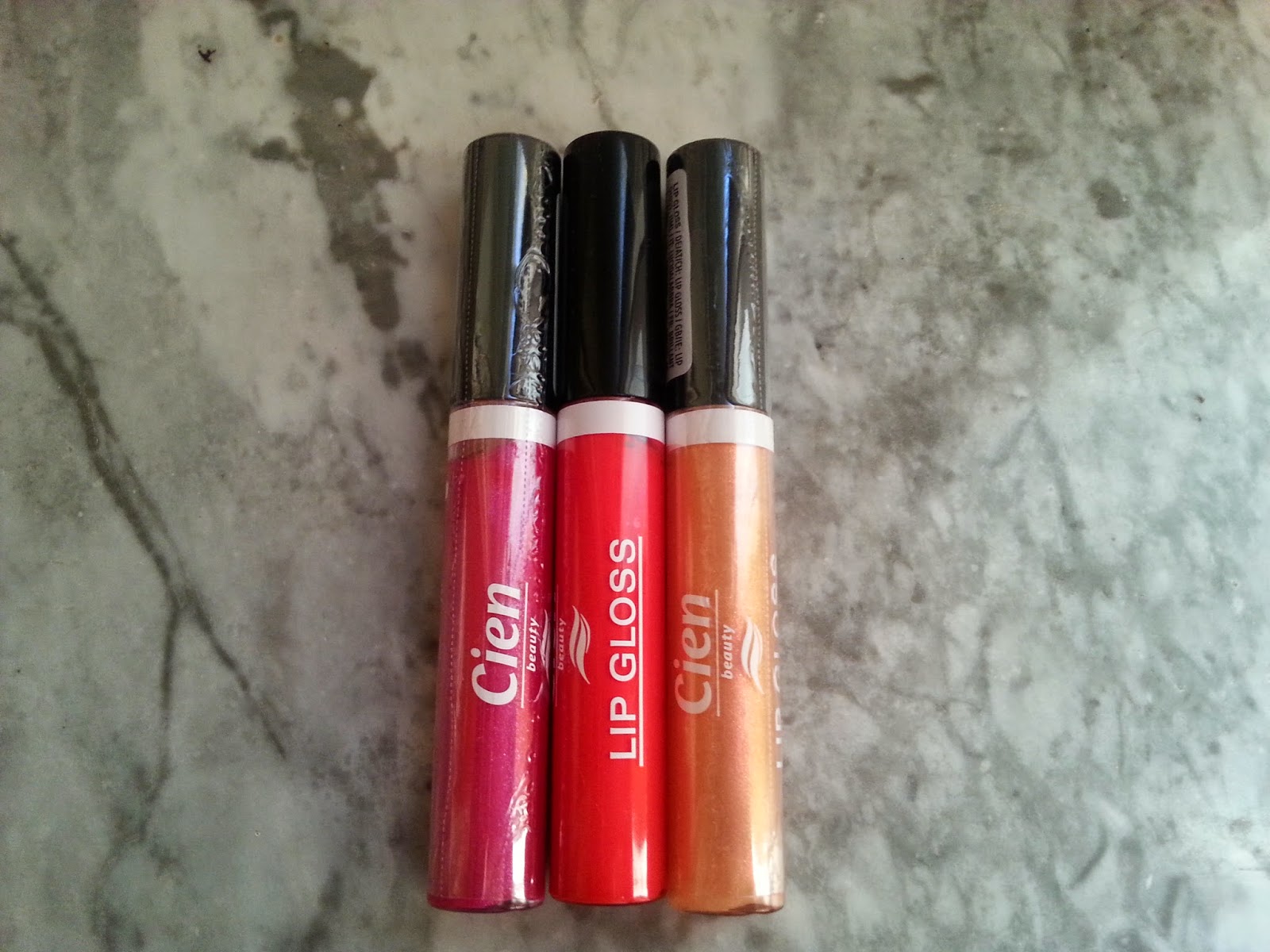 Monde Cosmetique Review Cien makeup by Lidl