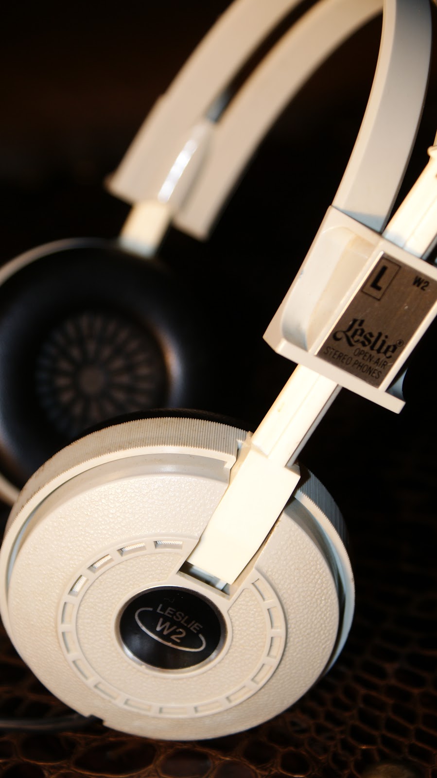 VINTAGE SOUND Leslie W2 Vintage Headphones