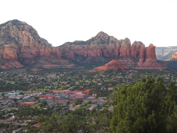 Les Dorscheid Artist Sedona Teapot Rock