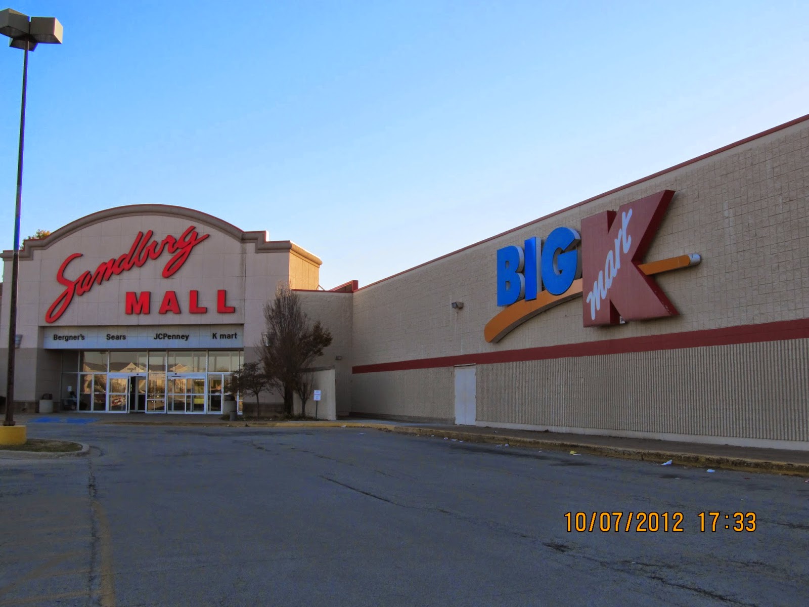 Trip to the Mall Sandburg Mall (Galesburg, IL)...The Lost Mall.