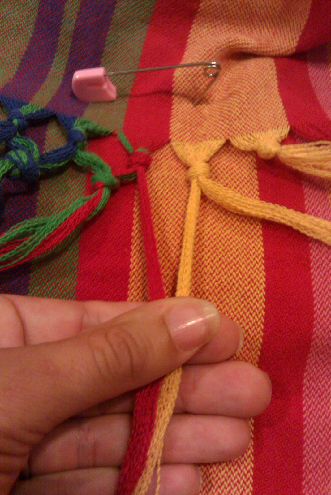 little world Tutorial Adding fringe to a woven wrap (or any woven