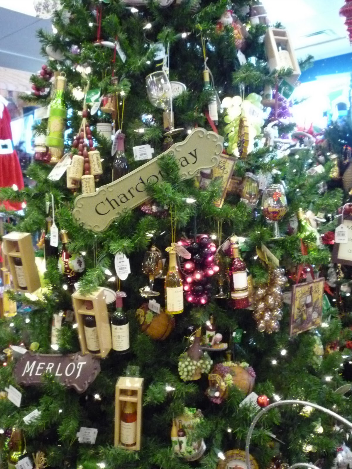 InsaneAboutChristmas Wine Themed Christmas Tree