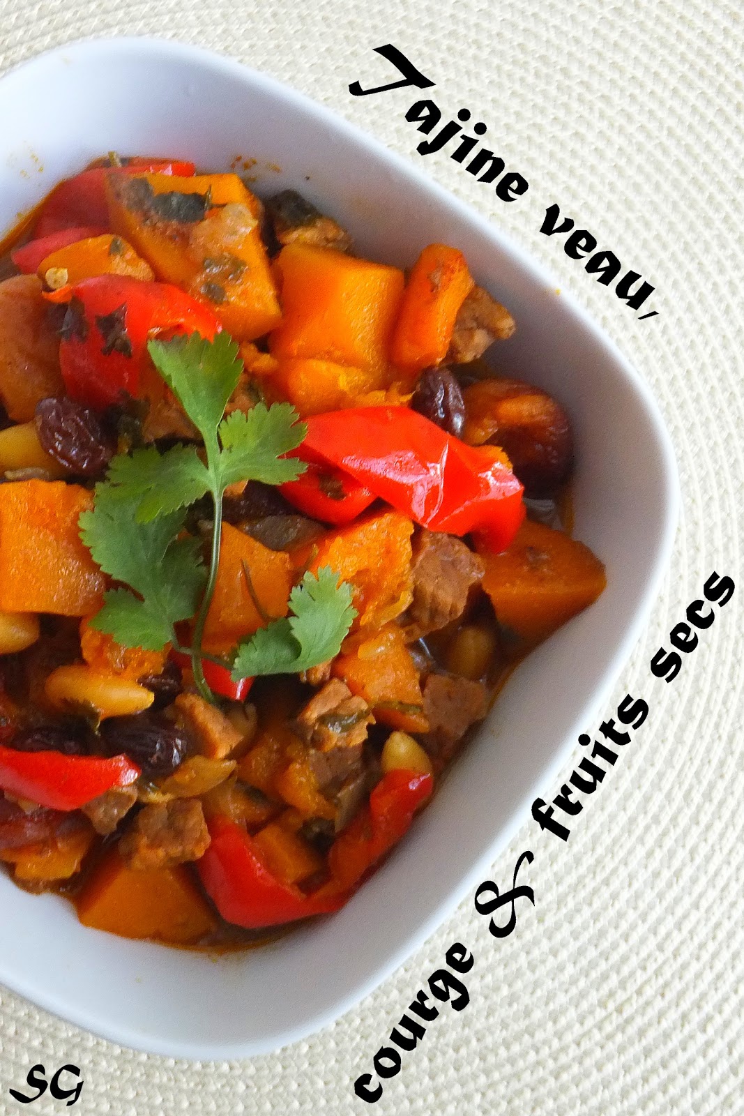 Suite Gourmande Tajine de veau à la courge butternut et aux fruits secs