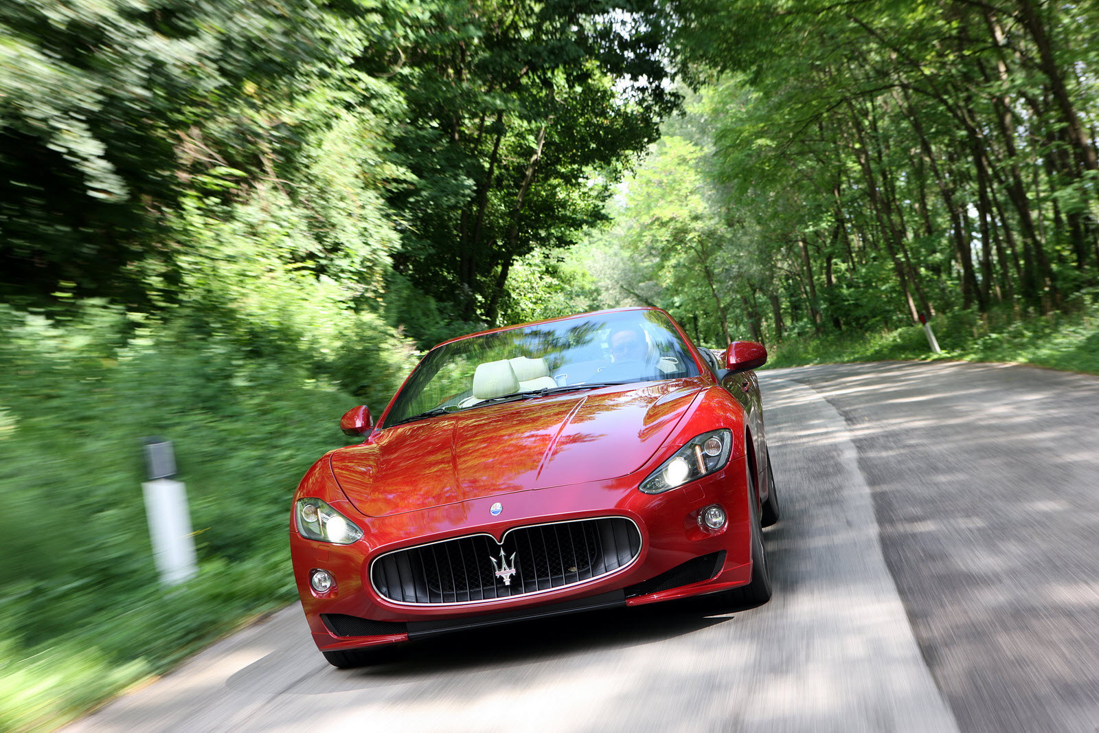 Maserati+grancabrio+sport+2011