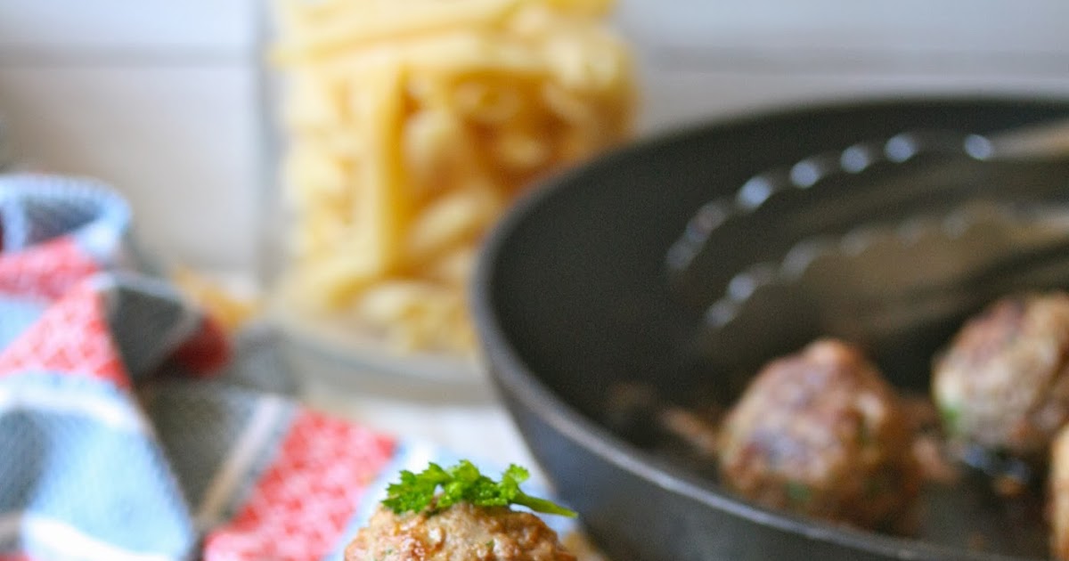 Donna Hay's Meatballs