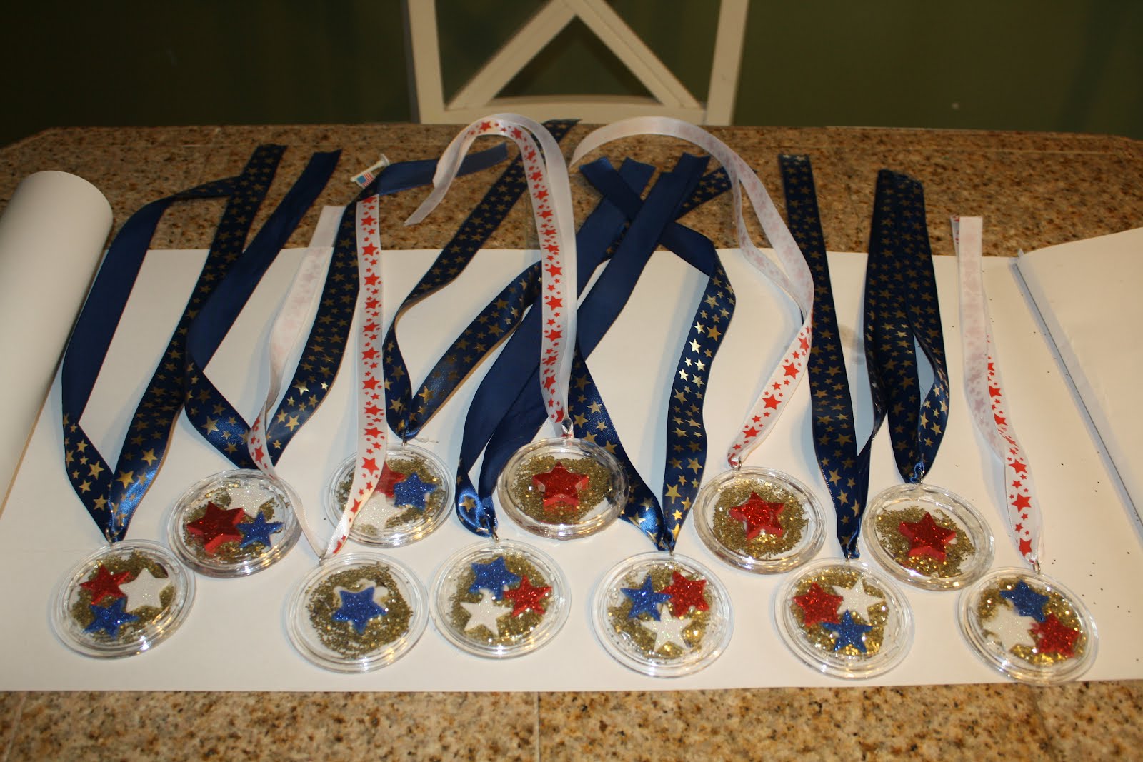 The Laber Family: 2012 Kids Olympics Craft -- Medals for all!