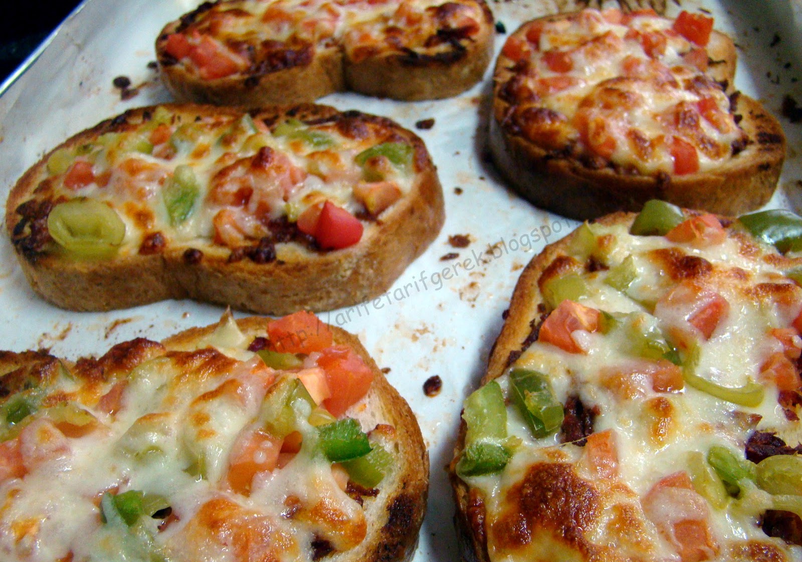 yeşil elma oktay usta hamursuz pizza