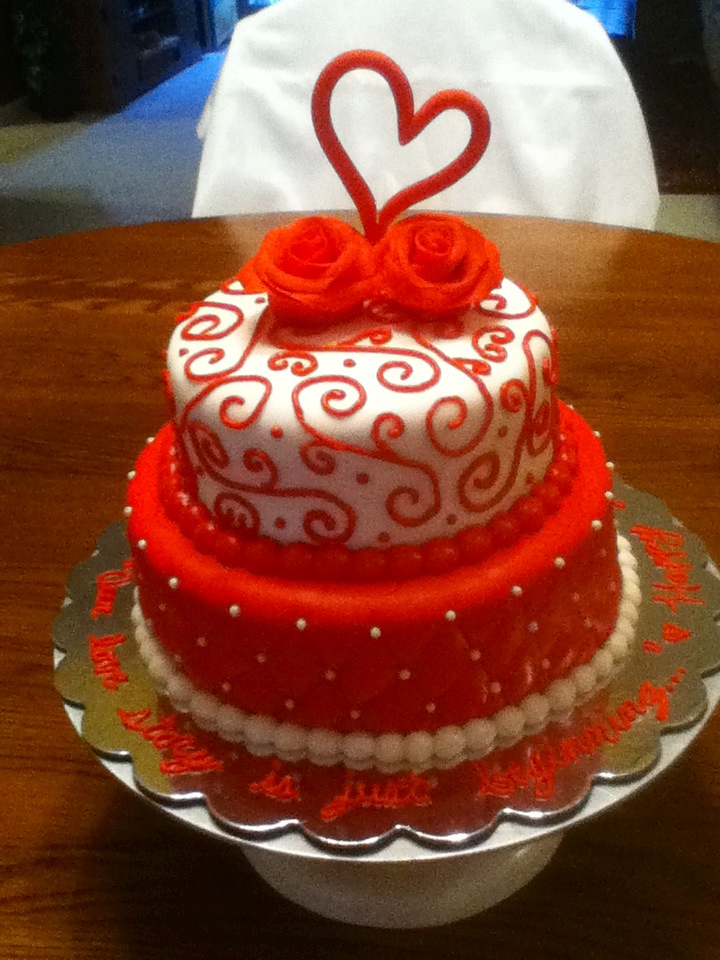 Bellissimo! Specialty Cakes &quot;Red &amp; White Anniversary Cake