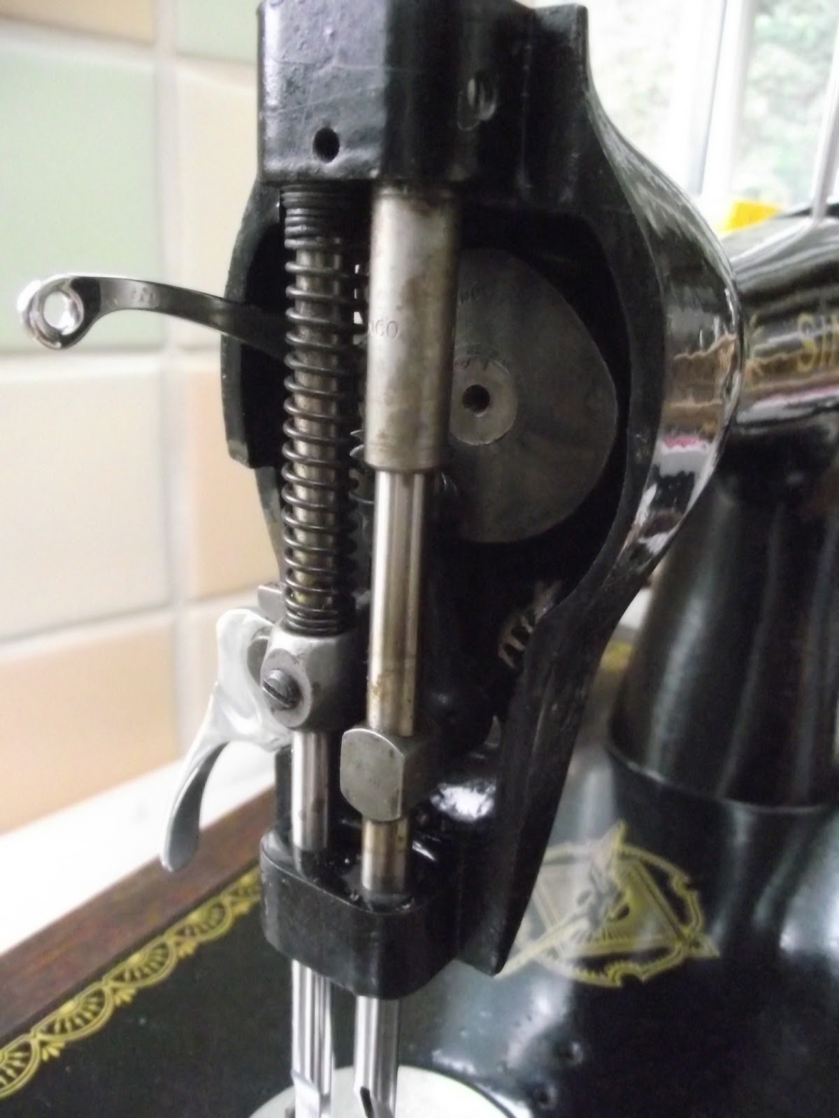 Lizzie Lenard Vintage Sewing Cleaning and Oiling a Singer 15K