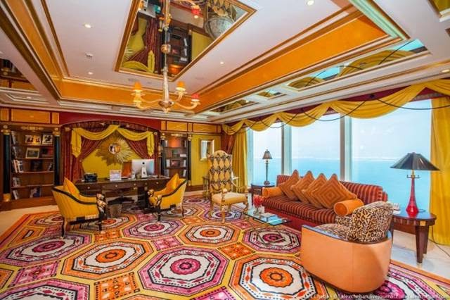 Burj Al Arab — Inside the most expensive Seven-star hotel in Dubai The room is rather eye-catching.