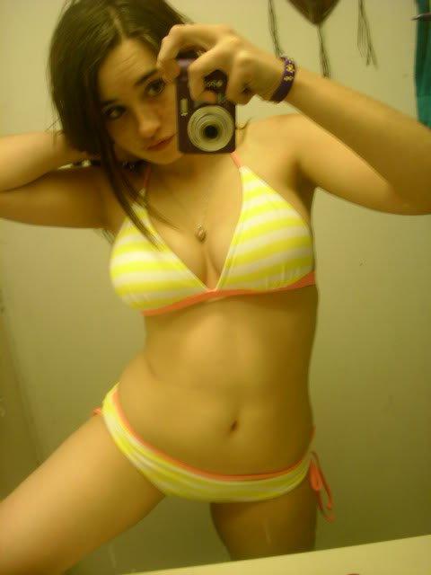 Amateur mirror girls, self shot pics with girls in swimsuit, black haired teenage female