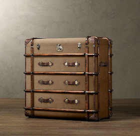 комод-чемодан из багажа Ричардса