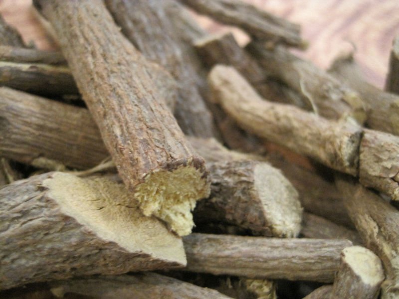 Dried Licorice Root Fights the Bacteria That Cause Tooth Decay and Gum