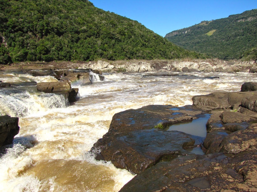 CAMINHOS DO SUL CACHOEIRÃO DO RIO DAS ANTAS, NOVA PÁDUA, JULHO DE 2014