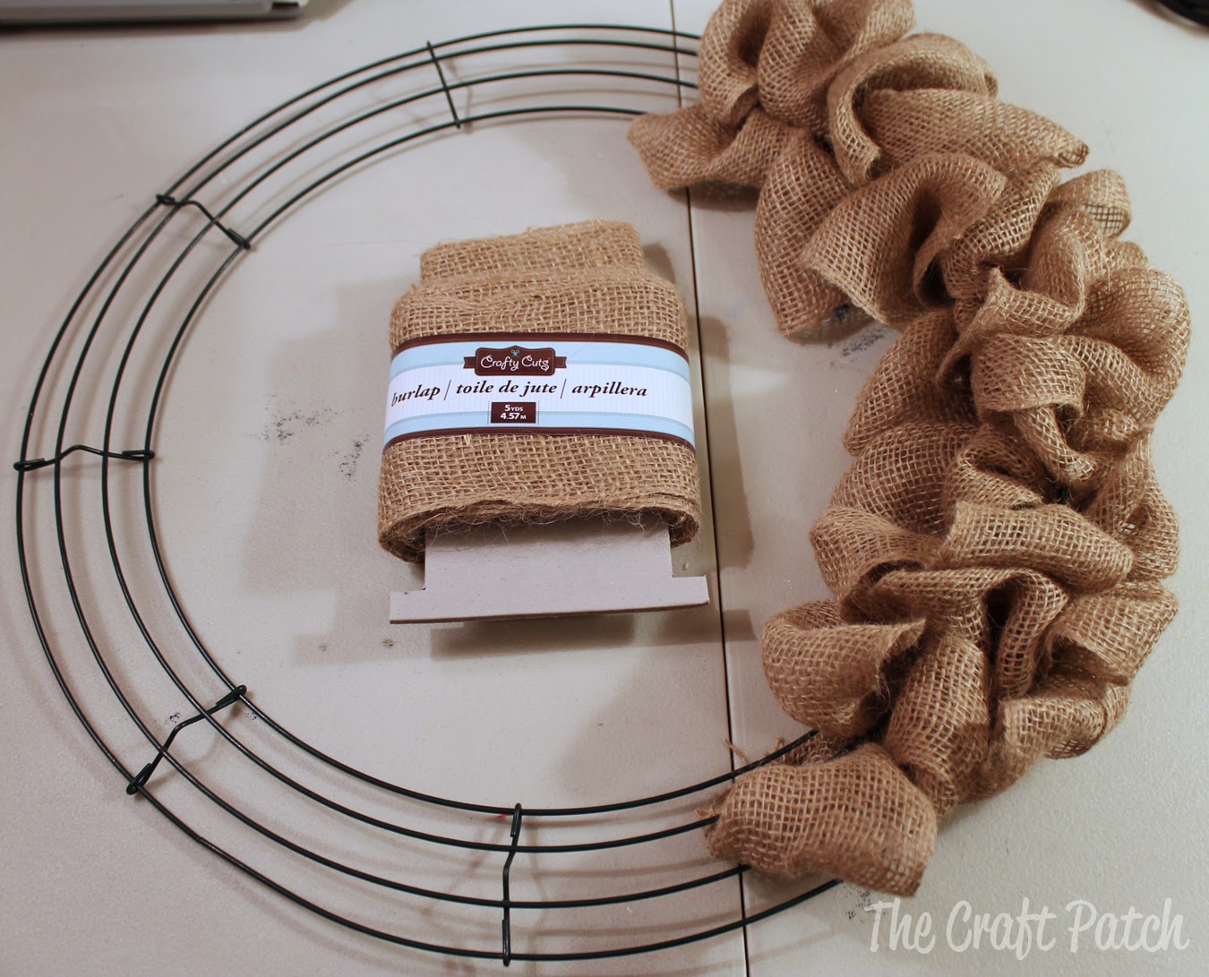 The Craft Patch Easy Burlap Bubble Wreath Tutorial