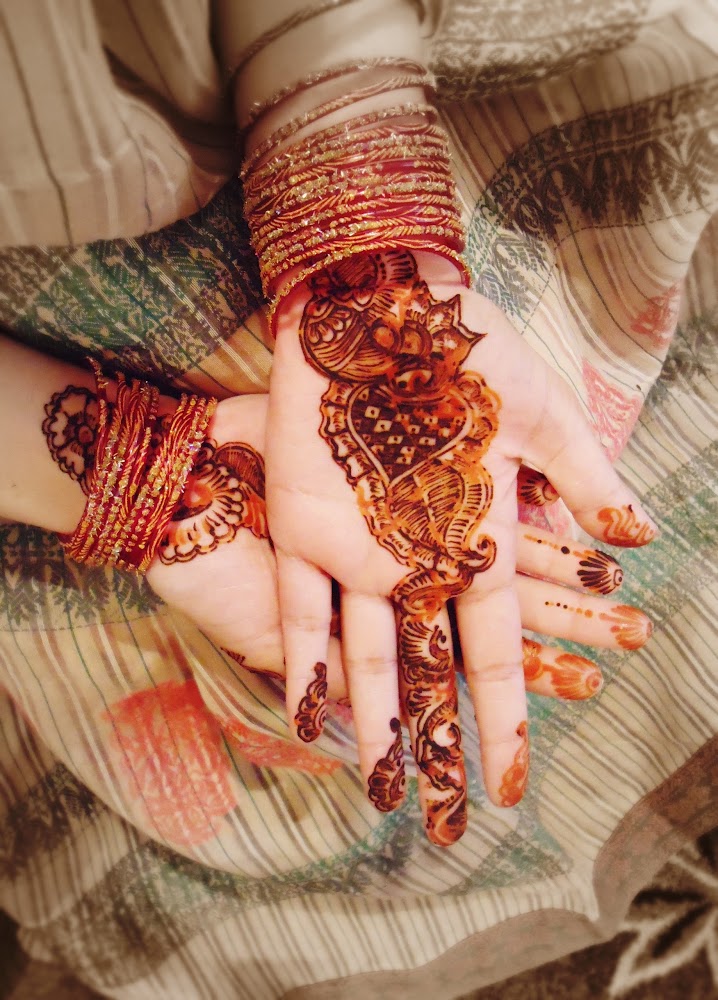 "My Beloved is to Me a Cluster of Henna Blossoms" | Sarah On Vacation