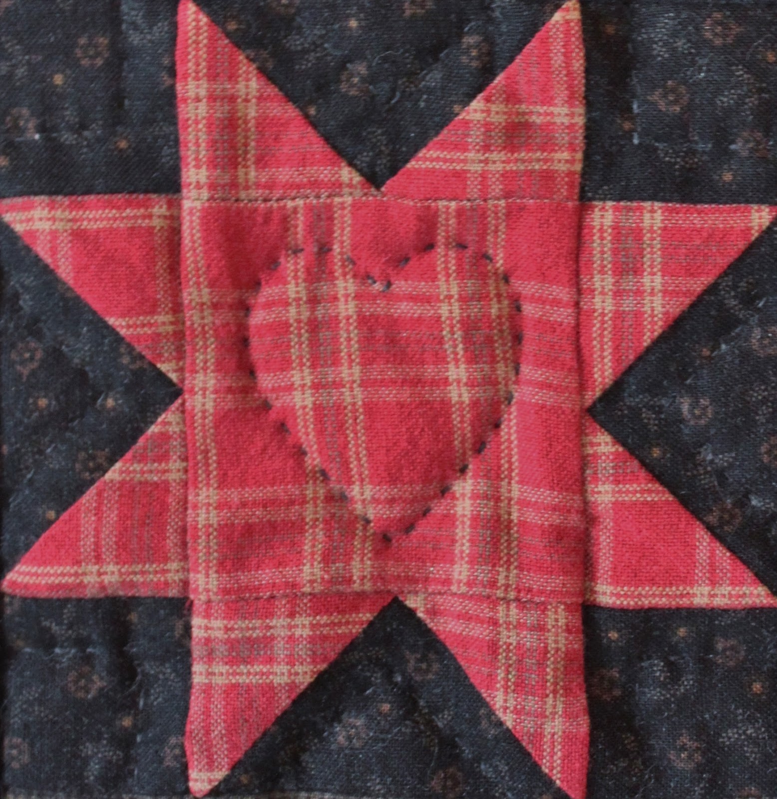 Jen Daly Quilts Home Is Where the Heart Is