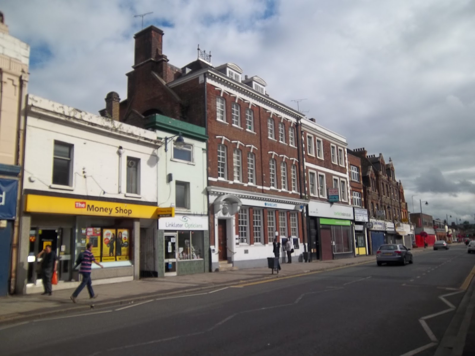 kiwibird Dartford Town Centre, poor and neglected