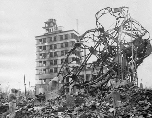 Bombas nucleares de Hiroshima e Nagasaki Bombas nucleares de Hiroshima e Nagasaki