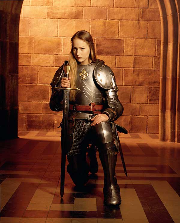 Joan-of-Arc-leelee-sobieski-321502_600_744.jpg