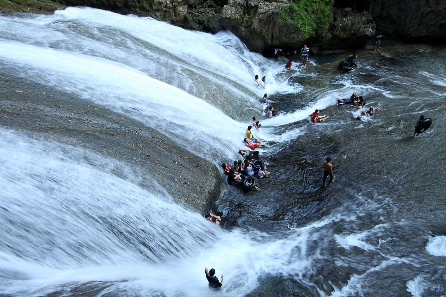 BANTIMURUNG FALLS In Indonesia | Very Famous - Raja Alam Indah