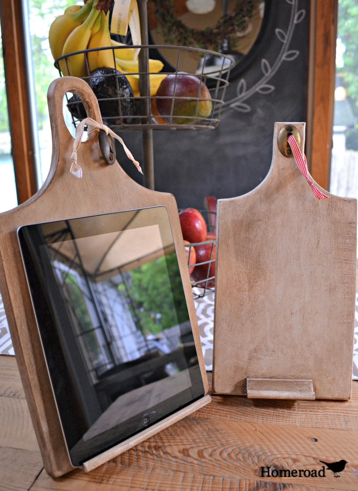 How to Make a DIY Ipad Stand Homeroad