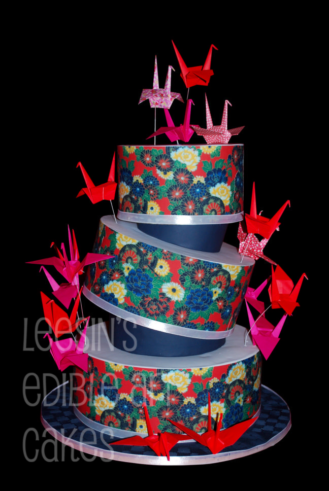 Penang Wedding Cakes by Leesin Origami Crane Cake
