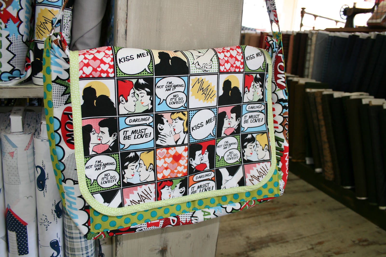 THE QUILT BARN Comic Book Messenger Bag