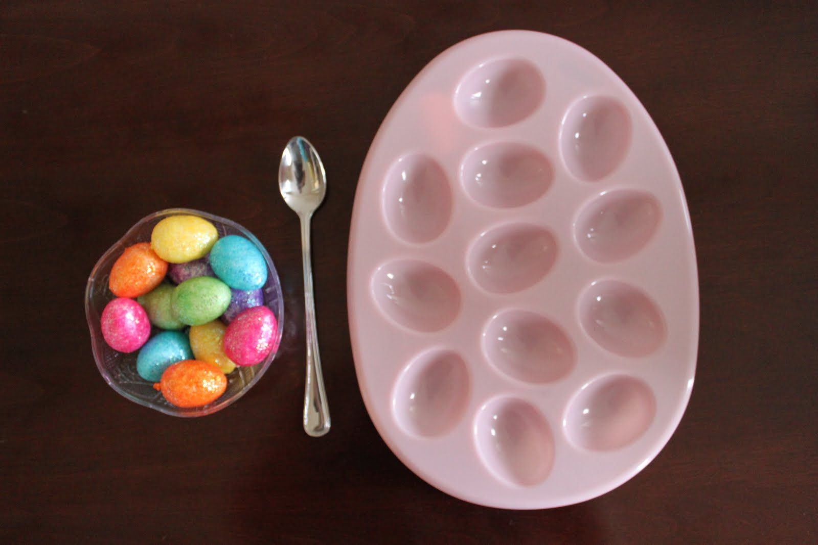 Playing House Tot Trays Easter