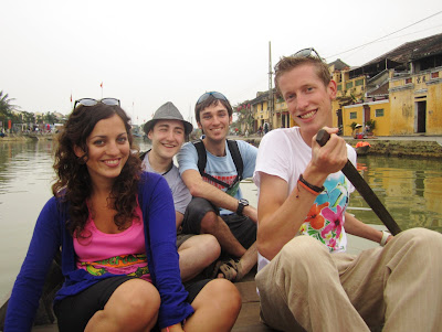 (Vietnam) - Hoi An - Take a boat ride