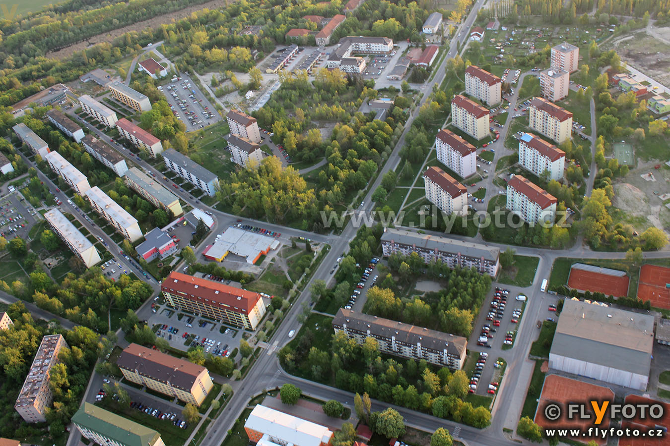 FLyFOTO letecká fotografie a video Milovice