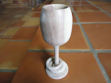 goblet with captured ring