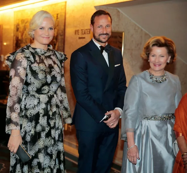 the royal family attended the gala dinner in honor of the Nobel Peace Prize