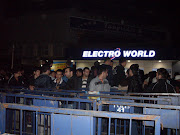 Teknoloji devi Electro World,Türkiye çapında 25. ve franchise olarak 9. . (sdc )