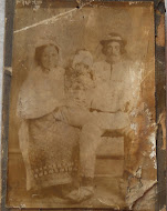 Bunicii cu mama în 1910