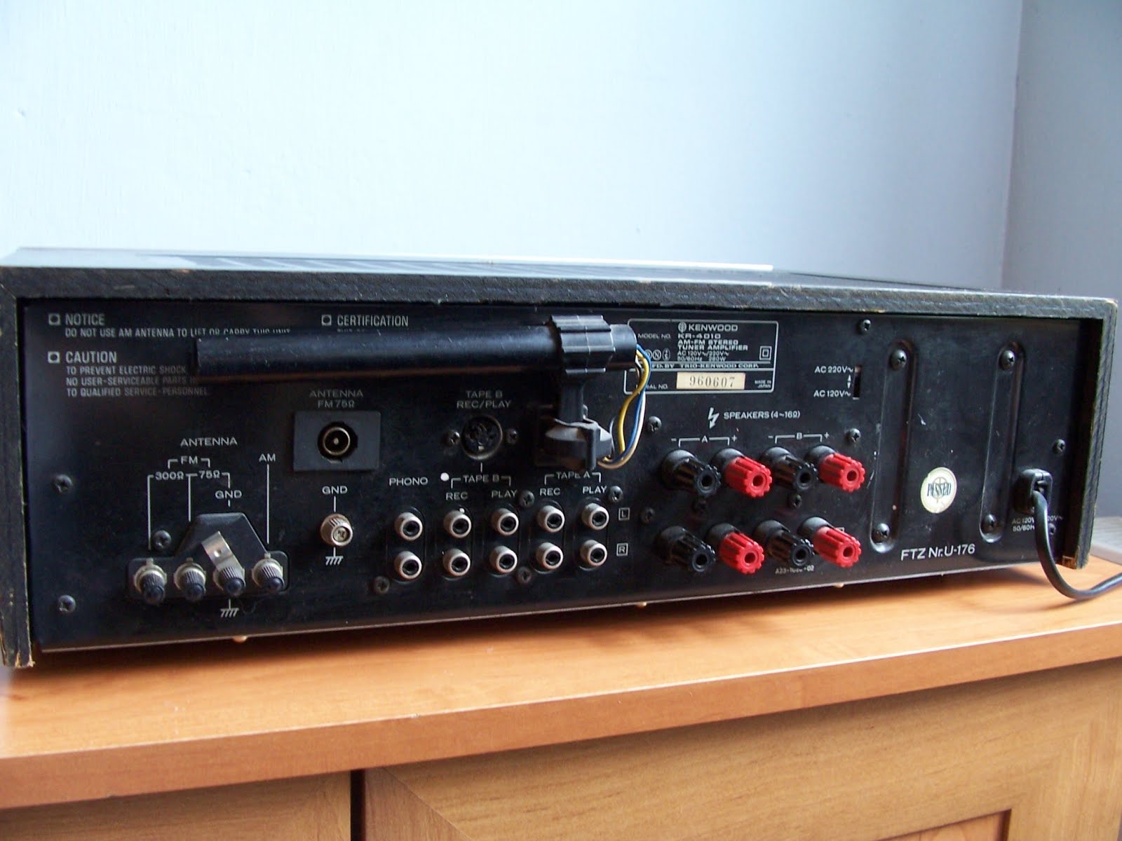 Kenwood KR4010 Stereo Receiver AudioBaza