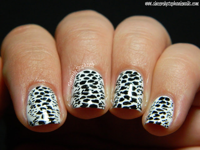 black and white nails